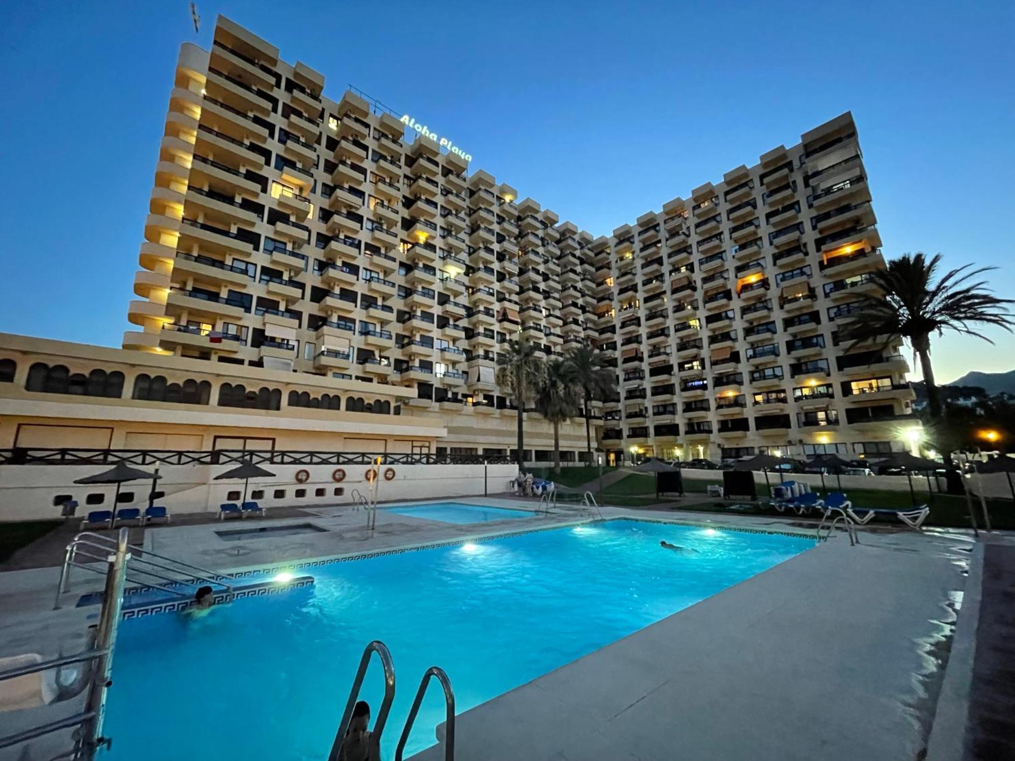Aloha Playa Vistas Al Mar Apartment Беналмадена Екстериор снимка
